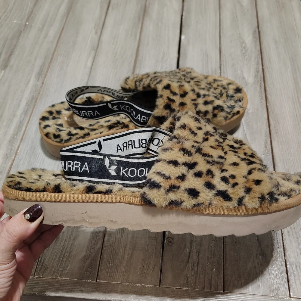 UGG Kookaburra Leopard Print Fuzzy Slide Sandals Size Women's 11 - Picture 14 of 17